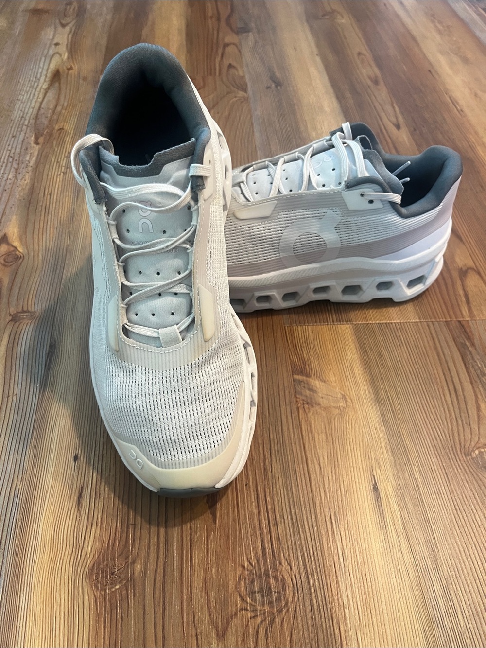 On Running Women’s Cloudmonster Void Sneakers